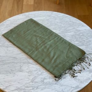 NWOT Scarf